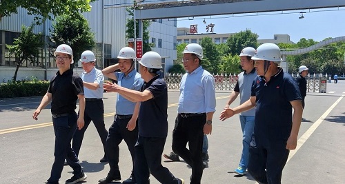 河南(nan)工(gong)程(cheng)學(xué)院機(jī)械工(gong)程(cheng)學(xué)院一(yi)行莅臨新(xin)科(ke)調研